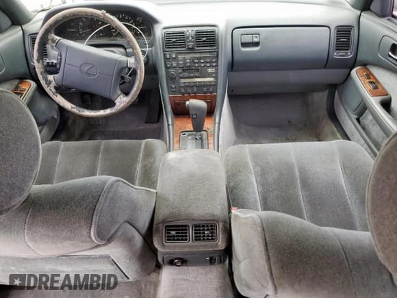 ✅ 1990 Lexus LS • VIN: JT8UF11E0L0003497 • Lot: 58539825. Wystawiony na Copart z przebiegiem 192 016 mil. Bezpłatny archiwum sprzedaży aukcyjnych z USA i szczegółowy raport historii pojazdu na DreamBid. Zdjęcie 8.