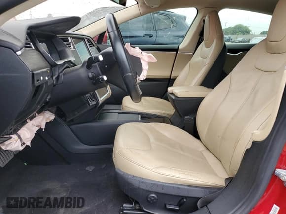 ✅ 2014 Tesla Model S 60 • VIN: 5YJSA1H14EFP49806 • Lot: 81649865. Wystawiony na Copart z przebiegiem Nie podano. Bezpłatny archiwum sprzedaży aukcyjnych z USA i szczegółowy raport historii pojazdu na DreamBid. Zdjęcie 7.