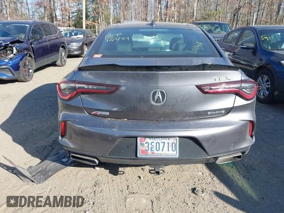 ✅ 2022 Acura TLX w/A-Spec Package • VIN: 19UUB6F52NA003485 • Lot: 41022891. Wystawiony na IAAI z przebiegiem 4 mil. Bezpłatny archiwum sprzedaży aukcyjnych z USA i szczegółowy raport historii pojazdu na DreamBid. Zdjęcie 15.