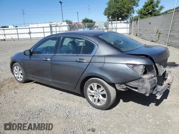 ✅ 2009 Honda Accord EX-L • VIN: 1HGCP26879A128861 • Lot: 82617235. Wystawiony na Copart z przebiegiem 197 412 mil. Bezpłatny archiwum sprzedaży aukcyjnych z USA i szczegółowy raport historii pojazdu na DreamBid. Zdjęcie 2.