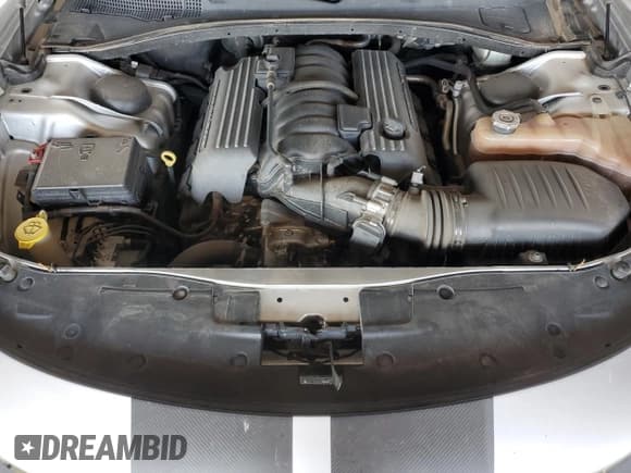 ✅ 2019 Dodge Charger Scat Pack • VIN: 2C3CDXGJXKH637585 • Lot: 90947095. Listed on Copart with 92,563 mi. Free auction sales archive from the USA and detailed vehicle history report at DreamBid. Image 11.