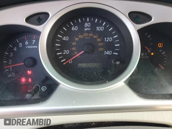 ✅ 2004 Toyota Highlander • VIN: JTEEP21A340019051 • Лот: 92862855. Опубликован ранее на Copart с пробегом 229 490 миль. Бесплатный доступ к архиву аукционных продаж из США и подробный отчёт об истории автомобиля на DreamBid. Изображение 9.