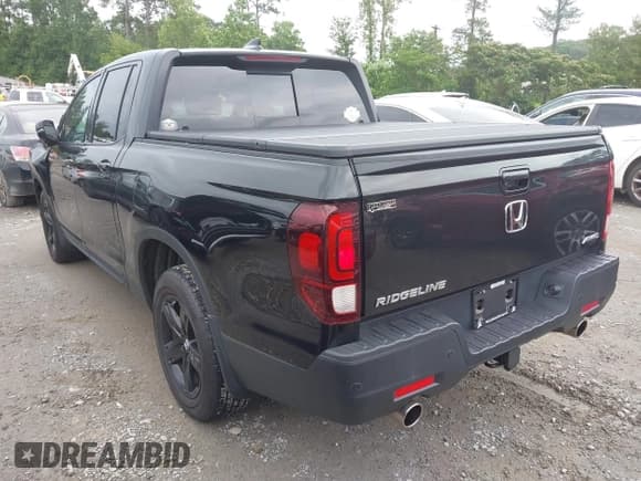 ✅ 2021 Honda Ridgeline Black Edition • VIN: 5FPYK3F86MB012423 • Lot: 42376693. Wystawiony na IAAI z przebiegiem 28 017 mil. Bezpłatny archiwum sprzedaży aukcyjnych z USA i szczegółowy raport historii pojazdu na DreamBid. Zdjęcie 3.