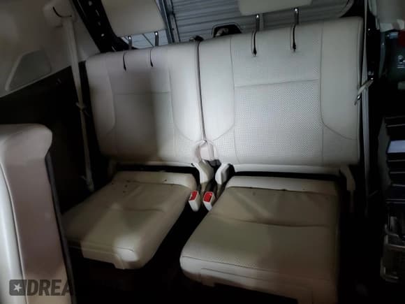 ✅ 2016 Lexus GX 460 Luxury • VIN: JTJJM7FX4G5137152 • Lot: 53772055. Wystawiony na Copart z przebiegiem 82 802 mil. Bezpłatny archiwum sprzedaży aukcyjnych z USA i szczegółowy raport historii pojazdu na DreamBid. Zdjęcie 10.