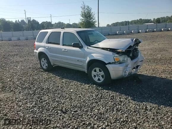 ✅ 2006 Ford Escape Hybrid • VIN: 1FMCU96H76KA39759 • Lot: 80020245. Listed on Copart with 171,498 mi. Free auction sales archive from the USA and detailed vehicle history report at DreamBid. Image 13.