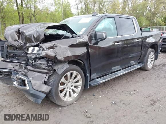 2019 Chevrolet Silverado 1500 High Country z VIN 3GCUYHED7KG120087, wystawiony jako IAAI lot #42221524 z przebiegiem 77 817 mil mil oraz . Historia ofert i sprzedaży dostępna na DreamBid. Obrazek 2.