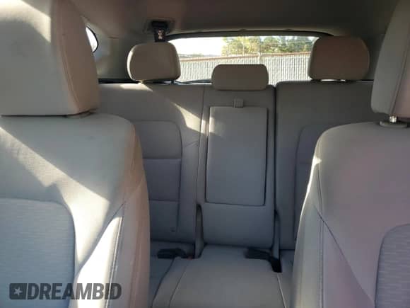 2019 Hyundai Tucson SE с VIN KM8J2CA49KU837371, выставлен на аукционе Copart как лот 82299615 с пробегом 110 931 миль миль и Списание • Salvage title. История ставок и продаж доступна на DreamBid. Изображение 10.