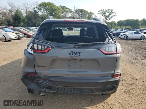 ✅ 2019 Jeep Cherokee Upland • VIN: 1C4PJMCX8KD431192 • Lot: 70330774. Listed on Copart with 61,535 mi. Free auction sales archive from the USA and detailed vehicle history report at DreamBid. Image 6.