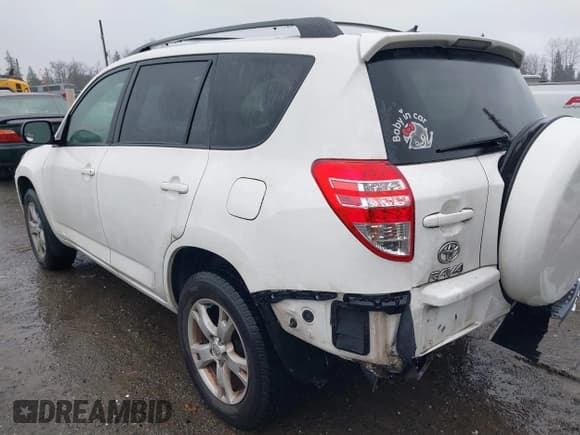 ✅ 2011 Toyota RAV4 • VIN: JTMBK4DV0B5106065 • Лот: 41671279. Опубликован ранее на IAAI с пробегом 85 786 миль. Бесплатный доступ к архиву аукционных продаж из США и подробный отчёт об истории автомобиля на DreamBid. Изображение 3.