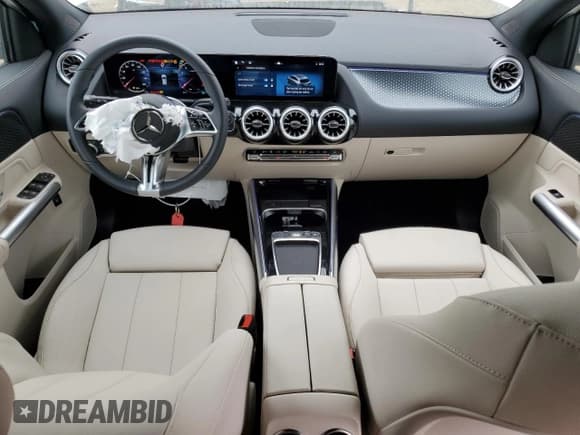 ✅ 2025 Mercedes-Benz GLA 250 • VIN: W1N4N4GB5SJ712737 • Лот: 62368815. Опубликован ранее на Copart с пробегом 4 291 миль. Бесплатный доступ к архиву аукционных продаж из США и подробный отчёт об истории автомобиля на DreamBid. Изображение 8.