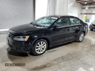 ✅ 2013 Volkswagen Jetta SE • VIN: 3VWDP7AJ5DM249908 • Lot: 53951765. Listed on Copart with 240,040 mi. Free auction sales archive from the USA and detailed vehicle history report at DreamBid. Image 1.