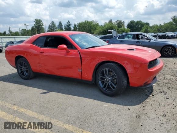 ✅ 2019 Dodge Challenger SXT • VIN: 2C3CDZGG4KH522173 • Lot: 65908284. Wystawiony na Copart z przebiegiem 95 134 mil. Bezpłatny archiwum sprzedaży aukcyjnych z USA i szczegółowy raport historii pojazdu na DreamBid. Zdjęcie 4.