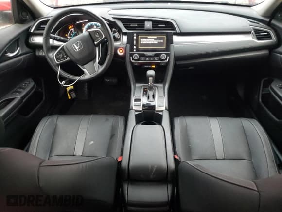 ✅ 2018 Honda Civic EX-L • VIN: JHMFC1F79JX026390 • Lot: 92060945. Wystawiony na Copart z przebiegiem 64 949 mil. Bezpłatny archiwum sprzedaży aukcyjnych z USA i szczegółowy raport historii pojazdu na DreamBid. Zdjęcie 8.