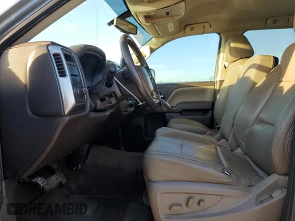 ✅ 2016 Chevrolet Silverado 1500 LT • VIN: 3GCPCRECXGG301748 • Лот: 82127104. Опубликован ранее на Copart с пробегом 153 789 миль. Бесплатный доступ к архиву аукционных продаж из США и подробный отчёт об истории автомобиля на DreamBid. Изображение 7.