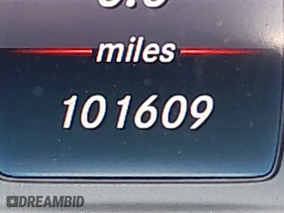 ✅ 2016 Mercedes-Benz C 300 Luxury • VIN: 55SWF4KB1GU149400 • Lot: 42597330. Listed on IAAI with 101,609 mi. Free auction sales archive from the USA and detailed vehicle history report at DreamBid. Image 16.