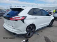 ✅ 2020 Ford Edge ST • VIN: 2FMPK4AP2LBA96000 • Lot: 42023201. Wystawiony na IAAI z przebiegiem 51 417 mil. Bezpłatny archiwum sprzedaży aukcyjnych z USA i szczegółowy raport historii pojazdu na DreamBid. Zdjęcie 4.