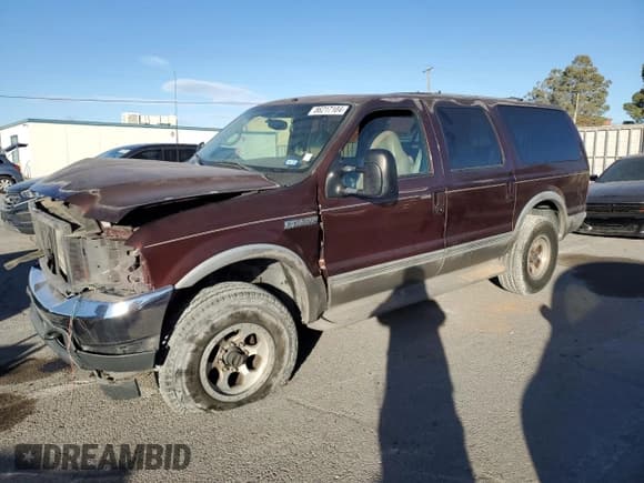 ✅ 2000 Ford Excursion Limited • VIN: 1FMNU43S6YED28631 • Лот: 86217104. Опубликован ранее на Copart с пробегом 199 674 миль. Бесплатный доступ к архиву аукционных продаж из США и подробный отчёт об истории автомобиля на DreamBid. Изображение 1.