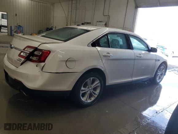 ✅ 2017 Ford Taurus SEL • VIN: 1FAHP2E80HG136890 • Lot: 55510565. Listed on Copart with 97,263 mi. Free auction sales archive from the USA and detailed vehicle history report at DreamBid. Image 3.