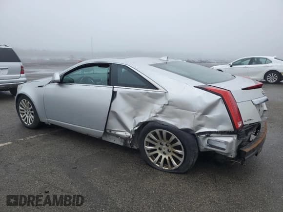 ✅ 2011 Cadillac CTS Premium • VIN: 1G6DS1ED0B0136244 • Lot: 51461605. Listed on Copart with 115,045 mi. Free auction sales archive from the USA and detailed vehicle history report at DreamBid. Image 2.