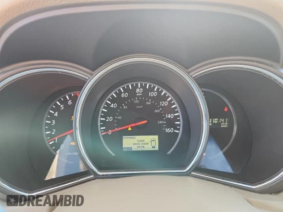 ✅ 2014 Nissan Murano SL • VIN: JN8AZ1MW2EW513757 • Lot: 85414525. Listed on Copart with 110,141 mi. Free auction sales archive from the USA and detailed vehicle history report at DreamBid. Image 9.