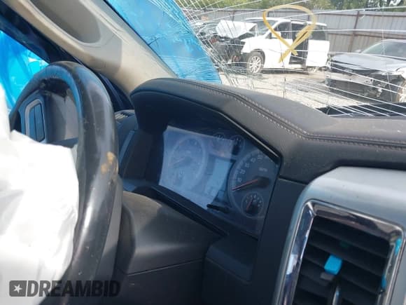 ✅ 2010 Dodge 1500 Sport • VIN: 1D7RV1CT0AS159424 • Lot: 42880012. Wystawiony na IAAI z przebiegiem Nie podano. Bezpłatny archiwum sprzedaży aukcyjnych z USA i szczegółowy raport historii pojazdu na DreamBid. Zdjęcie 15.