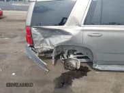 ✅ 2018 Chevrolet Tahoe LT • VIN: 1GNSCBKC9JR253048 • Lot: 42398901. Listed on IAAI with 199,994 mi. Free auction sales archive from the USA and detailed vehicle history report at DreamBid. Image 18.