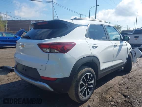 ✅ 2024 Chevrolet TrailBlazer LT • VIN: KL79MPS23RB053969 • Лот: 42202512. Размещён на IAAI с пробегом 28 781 миль миль. Получите бесплатный доступ к архиву аукционных продаж из США и посмотрите подробный отчёт об истории автомобиля на DreamBid. Изображение 4.