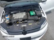 ✅ 2014 Volkswagen Jetta TDI w/Premium/Nav • VIN: 3VWLL7AJ4EM430524 • Lot: 42268673. Wystawiony na IAAI z przebiegiem 137 721 mil. Bezpłatny archiwum sprzedaży aukcyjnych z USA i szczegółowy raport historii pojazdu na DreamBid. Zdjęcie 10.