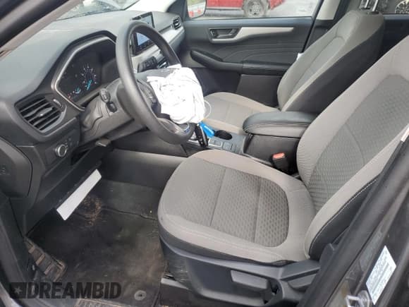 ✅ 2022 Ford Escape SE • VIN: 1FMCU9G65NUB56949 • Lot: 90341375. Listed on Copart with 69,362 mi. Free auction sales archive from the USA and detailed vehicle history report at DreamBid. Image 7.