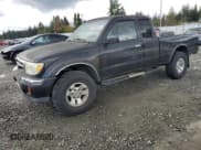 ✅ 1999 Toyota Tacoma • VIN: 4TAWN72N2XZ458895 • Lot: 84893545. Wystawiony na Copart z przebiegiem 181 550 mil. Bezpłatny archiwum sprzedaży aukcyjnych z USA i szczegółowy raport historii pojazdu na DreamBid. Zdjęcie 1.