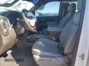 ✅ 2022 GMC Sierra 1500 SLT • VIN: 3GTU9DEL9NG112185 • Лот: 46076825. Опубликован ранее на Copart с пробегом 22 228 миль. Бесплатный доступ к архиву аукционных продаж из США и подробный отчёт об истории автомобиля на DreamBid. Изображение 7.