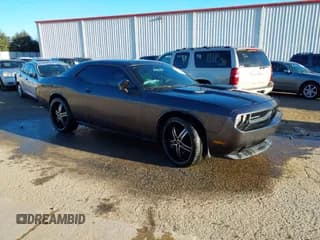 ✅ 2014 Dodge Challenger Rallye Redline • VIN: 2C3CDYAG9EH262165 • Lot: 41306790. Wystawiony na IAAI z przebiegiem 199 136 mil. Bezpłatny archiwum sprzedaży aukcyjnych z USA i szczegółowy raport historii pojazdu na DreamBid. Zdjęcie 1.