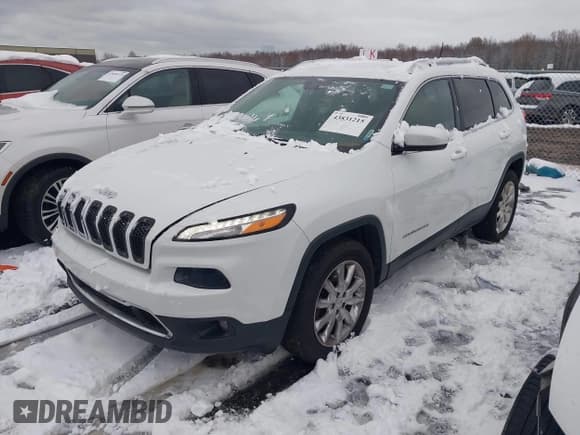 ✅ 2016 Jeep Cherokee Limited • VIN: 1C4PJMDS4GW300243 • Lot: 43831215. Wystawiony na IAAI z przebiegiem 341 024 mil. Bezpłatny archiwum sprzedaży aukcyjnych z USA i szczegółowy raport historii pojazdu na DreamBid. Zdjęcie 17.