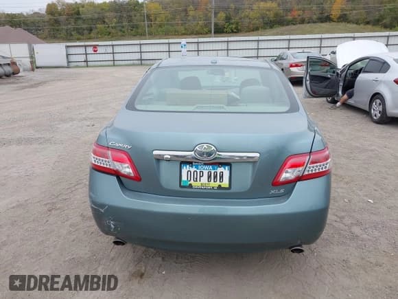 ✅ 2011 Toyota Camry LE • VIN: 4T1BK3EK0BU631191 • Lot: 43559988. Listed on IAAI with Not provided. Free auction sales archive from the USA and detailed vehicle history report at DreamBid. Image 17.