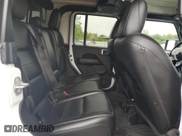 ✅ 2021 Jeep Gladiator Overland • VIN: 1C6HJTFGXML587325 • Lot: 64049285. Listed on Copart with 72,229 mi. Free auction sales archive from the USA and detailed vehicle history report at DreamBid. Image 11.