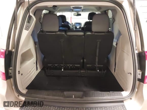 ✅ 2014 Chrysler Town & Country Touring L • VIN: 2C4RC1CG7ER144140 • Лот: 43172392. Опубликован ранее на IAAI с пробегом 94 528 миль. Бесплатный доступ к архиву аукционных продаж из США и подробный отчёт об истории автомобиля на DreamBid. Изображение 18.