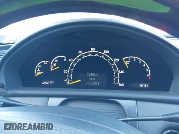 ✅ 2002 Mercedes-Benz CL 500/600 • VIN: WDBPJ78J32A019266 • Lot: 41362071. Wystawiony na IAAI z przebiegiem 86 351 mil. Bezpłatny archiwum sprzedaży aukcyjnych z USA i szczegółowy raport historii pojazdu na DreamBid. Zdjęcie 7.