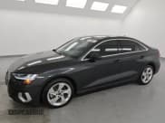 ✅ 2022 Audi A3 Premium • VIN: WAUAUDGY2NA094957 • Lot: 62092195. Wystawiony na Copart z przebiegiem 58 638 mil. Bezpłatny archiwum sprzedaży aukcyjnych z USA i szczegółowy raport historii pojazdu na DreamBid. Zdjęcie 1.