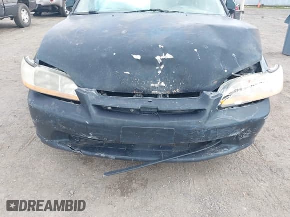 ✅ 2000 Honda Accord SE • VIN: 1HGCG5677YA117267 • Lot: 42340016. Listed on IAAI with Not provided. Free auction sales archive from the USA and detailed vehicle history report at DreamBid. Image 6.
