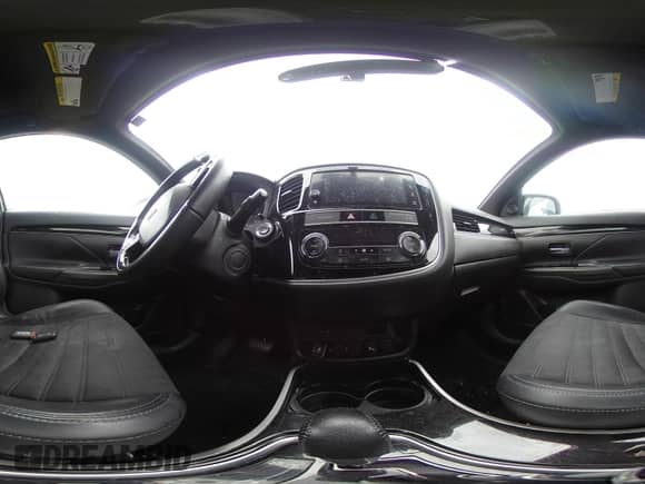 2019 Mitsubishi Outlander SE z VIN JA4AD3A33KZ034087, wystawiony jako IAAI lot #41879567 z przebiegiem 80 488 mil mil oraz . Historia ofert i sprzedaży dostępna na DreamBid. Obrazek 18.