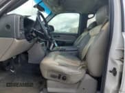 ✅ 2002 Chevrolet Suburban LT • VIN: 3GNFK16Z72G340655 • Лот: 53917905. Опубликован ранее на Copart с пробегом 243 113 миль. Бесплатный доступ к архиву аукционных продаж из США и подробный отчёт об истории автомобиля на DreamBid. Изображение 7.