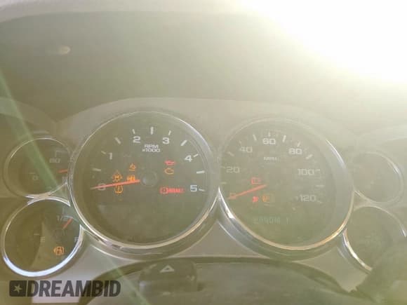 ✅ 2011 GMC Sierra 2500HD Work Truck • VIN: 1GT22ZC8XBZ251065 • Лот: 91385625. Опубликован ранее на Copart с пробегом Не указан. Бесплатный доступ к архиву аукционных продаж из США и подробный отчёт об истории автомобиля на DreamBid. Изображение 9.