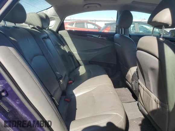 ✅ 2013 Hyundai Sonata SE • VIN: 5NPEC4AC6DH598293 • Lot: 77219274. Listed on Copart with 139,339 mi. Free auction sales archive from the USA and detailed vehicle history report at DreamBid. Image 10.