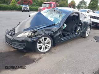 ✅ 2012 Hyundai Genesis Coupe 2.0T • VIN: KMHHT6KD9CU066018 • Lot: 42739170. Wystawiony na IAAI z przebiegiem 84 945 mil. Bezpłatny archiwum sprzedaży aukcyjnych z USA i szczegółowy raport historii pojazdu na DreamBid. Zdjęcie 2.