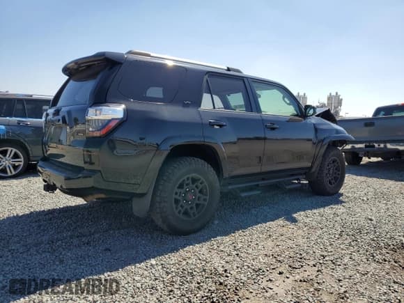 ✅ 2019 Toyota 4Runner SR5 • VIN: JTEZU5JR7K5211588 • Lot: 83985145. Listed on Copart with 64,826 mi. Free auction sales archive from the USA and detailed vehicle history report at DreamBid. Image 3.
