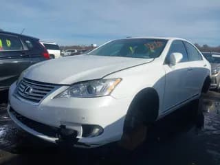 ✅ 2011 Lexus ES 330 • VIN: JTHBK1EG6B2433455 • Lot: 43767264. Listed on IAAI with 97,561 mi. Free auction sales archive from the USA and detailed vehicle history report at DreamBid. Image 2.