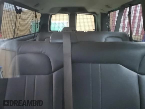 ✅ 2012 Chevrolet Express Passenger 1LS • VIN: 1GAZGZFG5C1188551 • Lot: 66904425. Listed on Copart with 86,823 mi. Free auction sales archive from the USA and detailed vehicle history report at DreamBid. Image 10.
