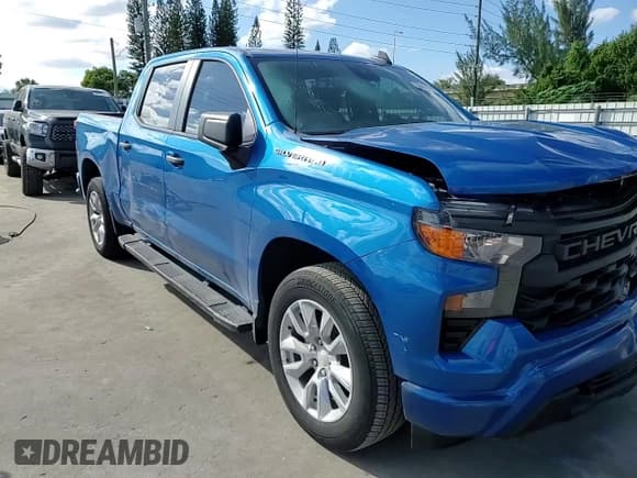 ✅ 2024 Chevrolet Silverado 1500 Custom • VIN: 3GCPABEK8RG135253 • Лот: 86669775. Опубликован ранее на Copart с пробегом 25 152 миль. Бесплатный доступ к архиву аукционных продаж из США и подробный отчёт об истории автомобиля на DreamBid. Изображение 13.