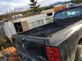 2006 Dodge 3500 SLT z VIN 3D7LX38C06G272406, wystawiony jako Copart lot #46580865 z przebiegiem Nie podano mil oraz Szkoda całkowita • Salvage title. Historia ofert i sprzedaży dostępna na DreamBid. Obrazek 6.