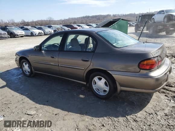 ✅ 2000 Chevrolet Malibu LS • VIN: 1G1NE52JXY6298133 • Lot: 47383065. Wystawiony na Copart z przebiegiem 199 019 mil mil. Skorzystaj z bezpłatnego archiwum sprzedaży aukcyjnych z USA i zobacz szczegółowy raport historii pojazdu na DreamBid. Zdjęcie 2.